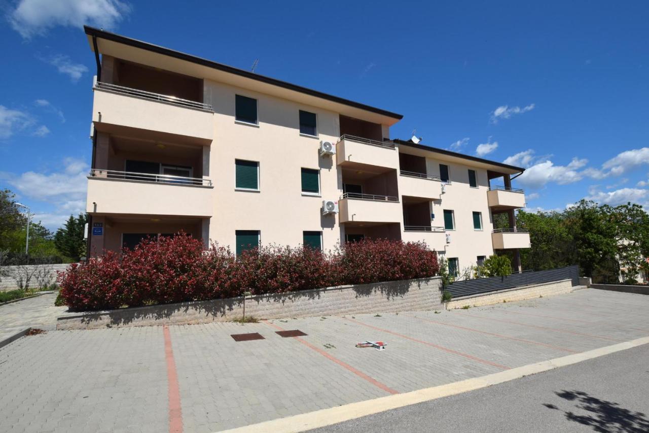 Apartments Medna Čižići Esterno foto