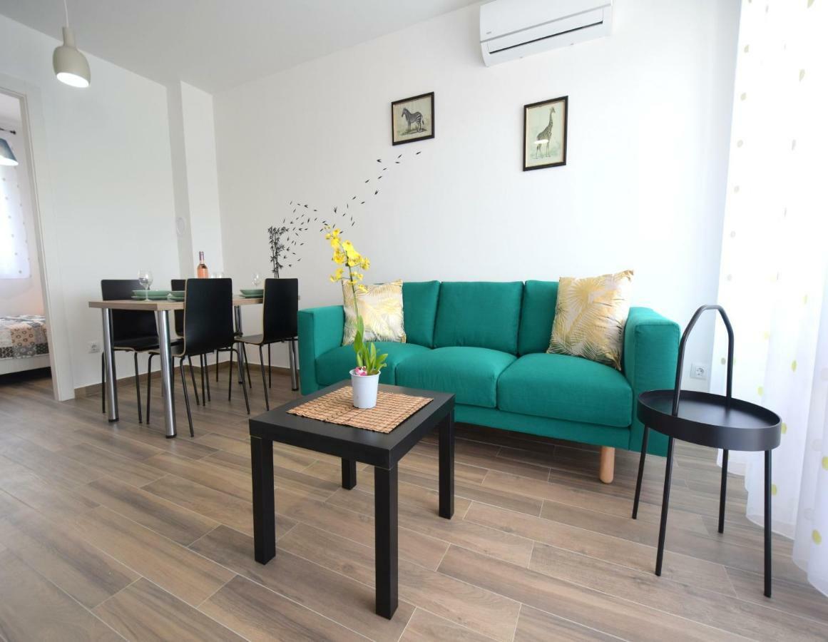 Apartments Medna Čižići Esterno foto