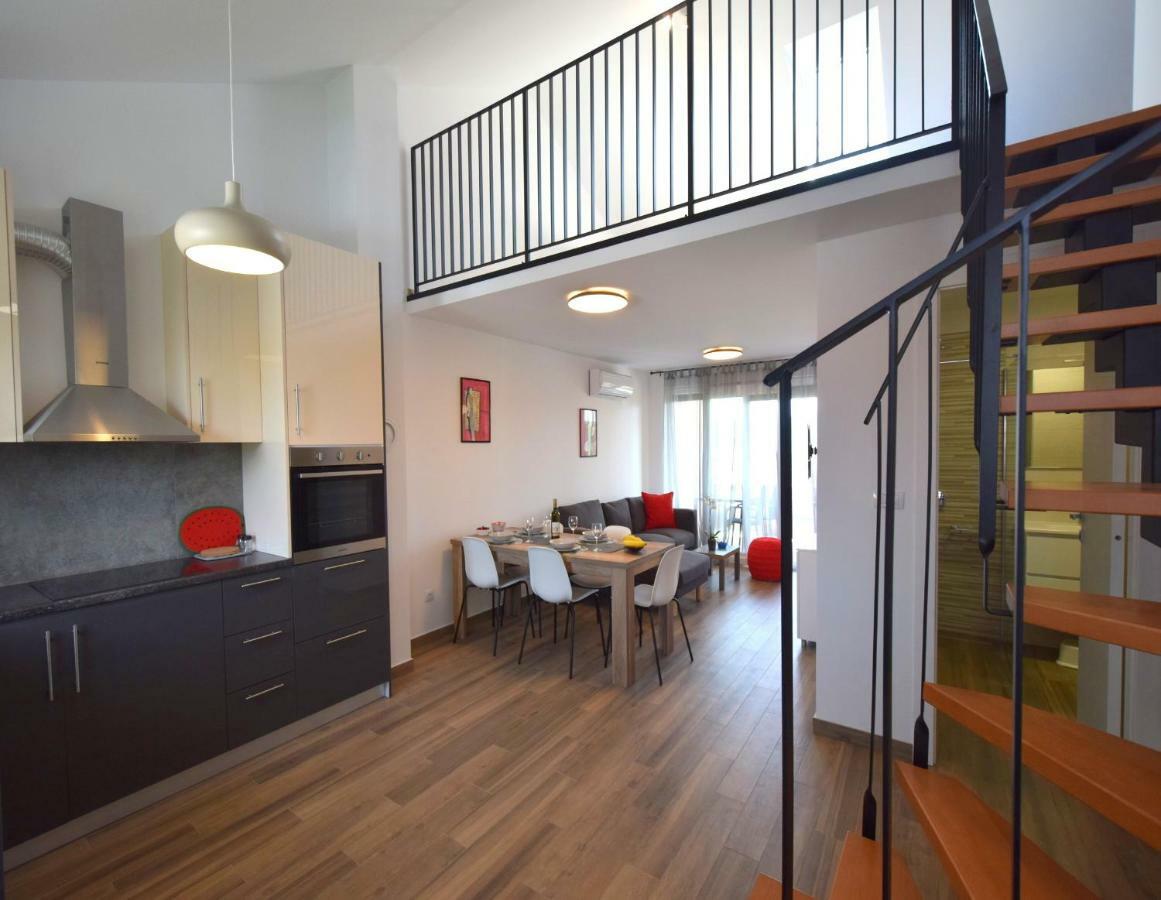 Apartments Medna Čižići Esterno foto
