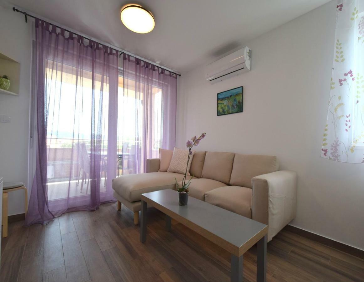 Apartments Medna Čižići Esterno foto