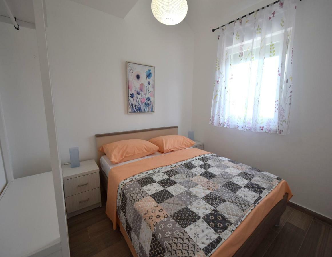 Apartments Medna Čižići Esterno foto