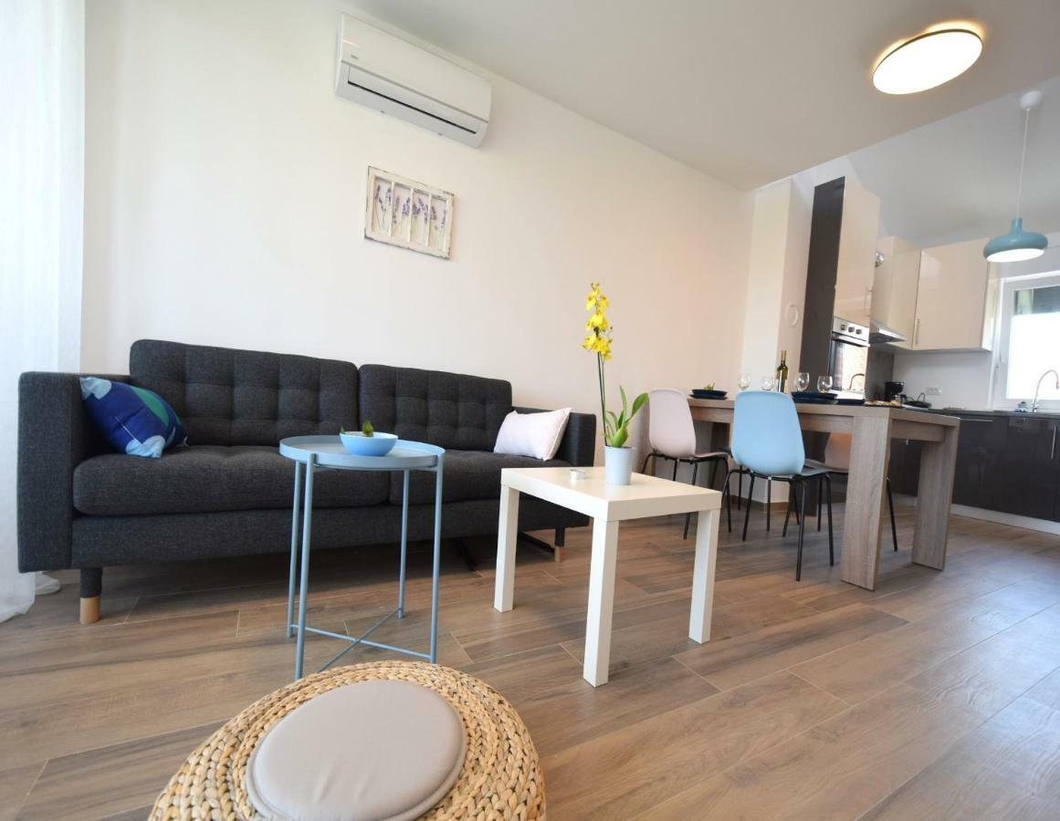 Apartments Medna Čižići Esterno foto